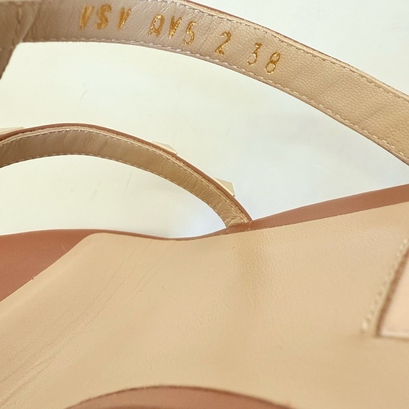 Valentino Garavani Brown Leather Caged Rockstud thong kitten heel sandals EU 38 - Picture 5 of 10